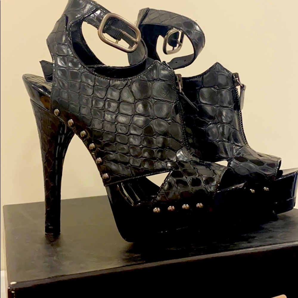 Donna Karen NY skin zip platform sandal